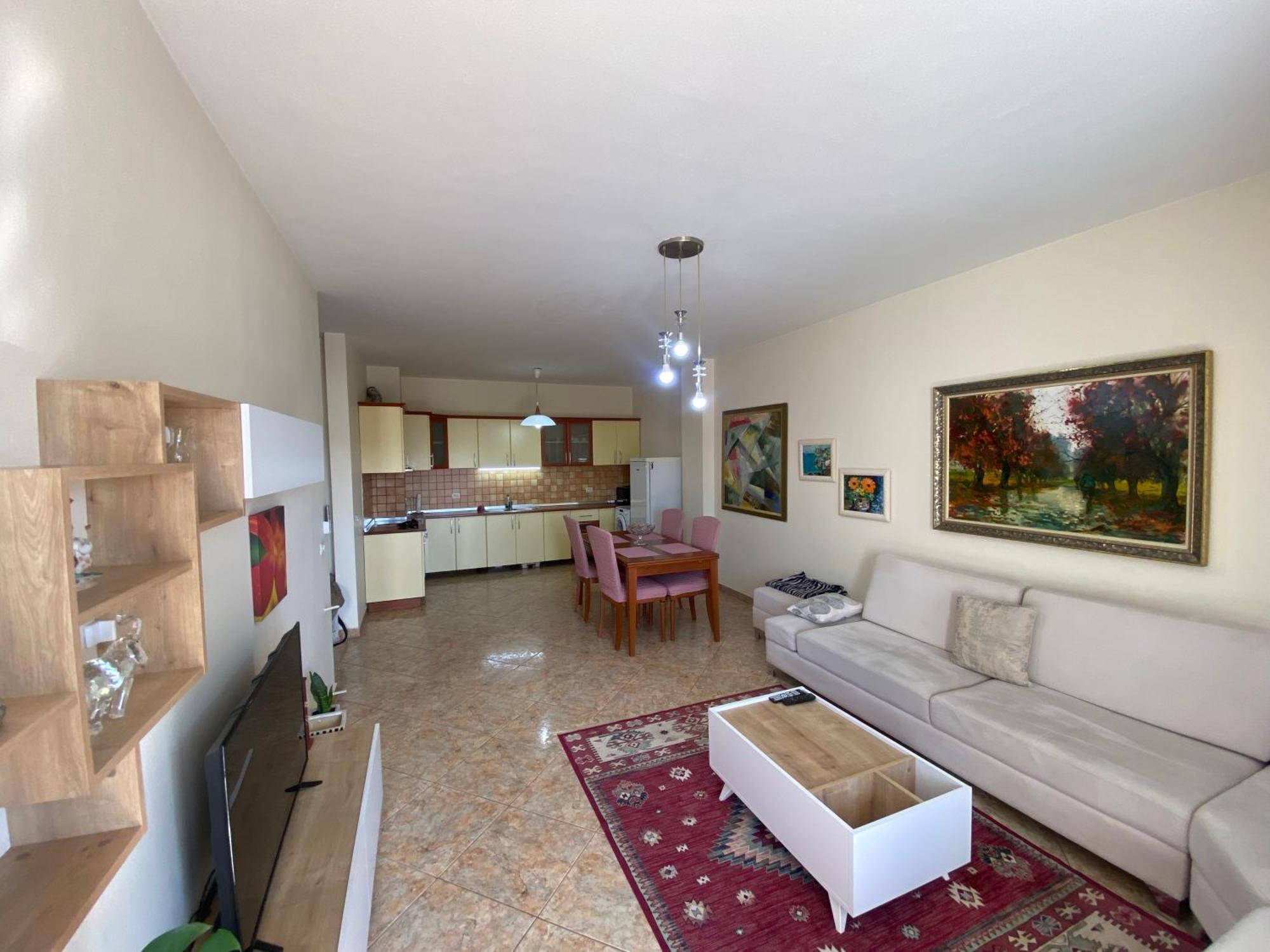 Rtsh Apartment Tiranë Eksteriør bilde