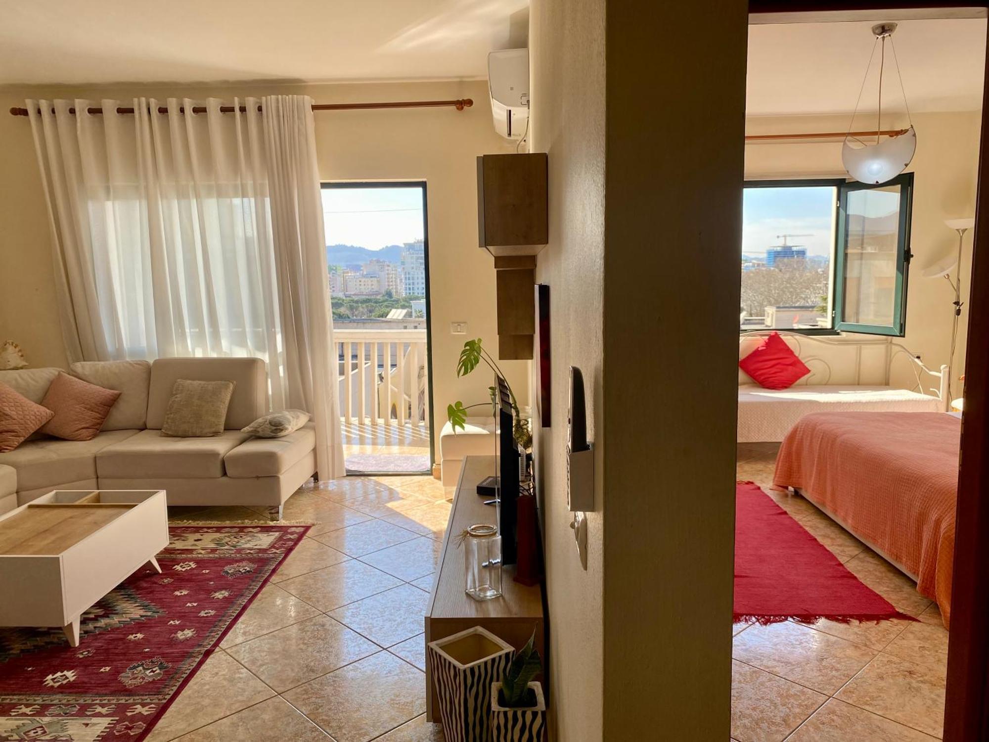 Rtsh Apartment Tiranë Eksteriør bilde
